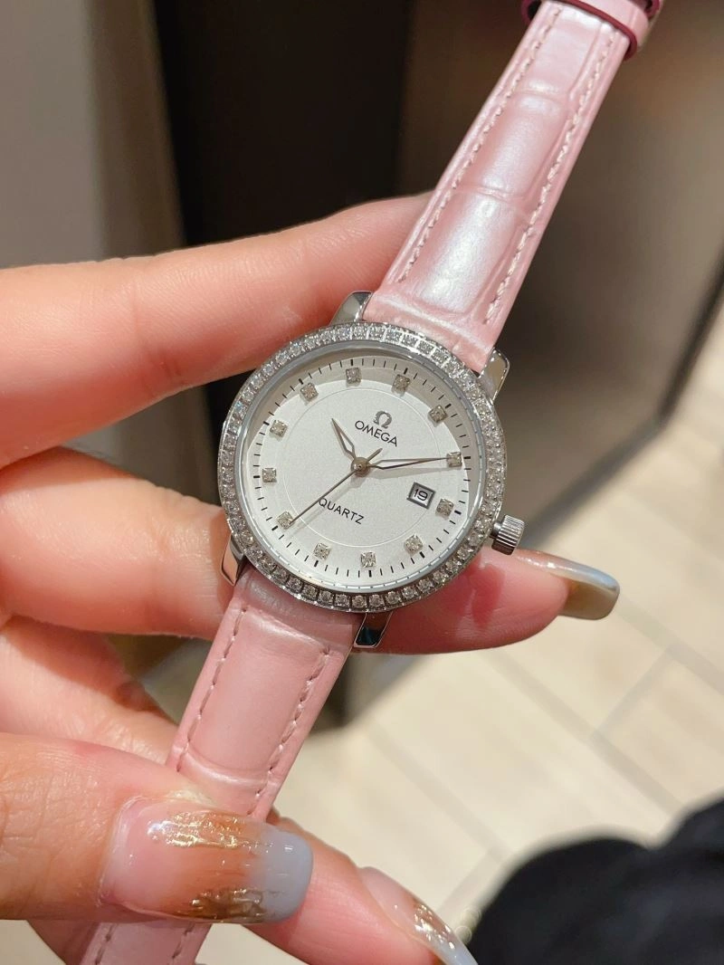 Snug OMEGA Watches 192904