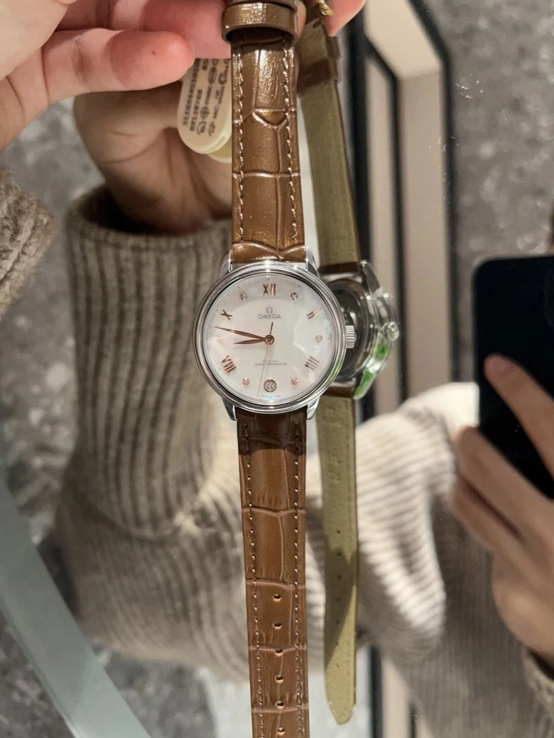 Supportive OMEGA Watches 192898