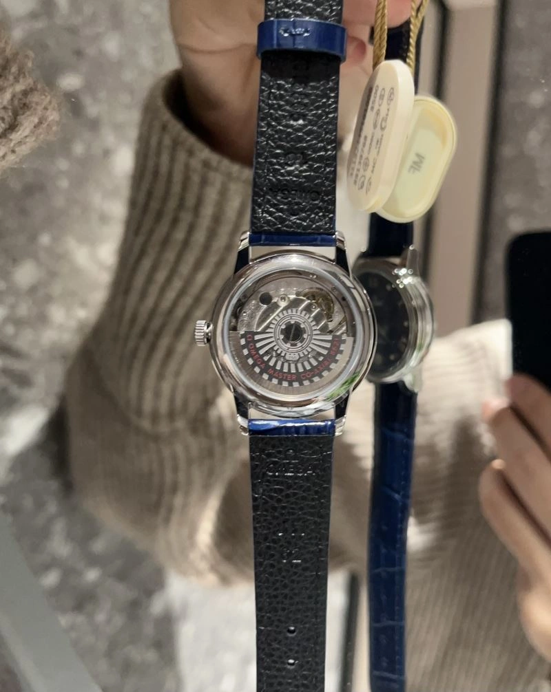 Supportive OMEGA Watches 192898