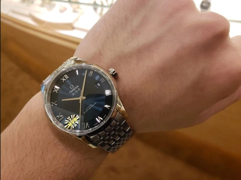 Supportive OMEGA Watches 192713