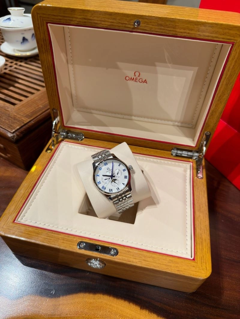 OMEGA Watches MoistureWicking 192633