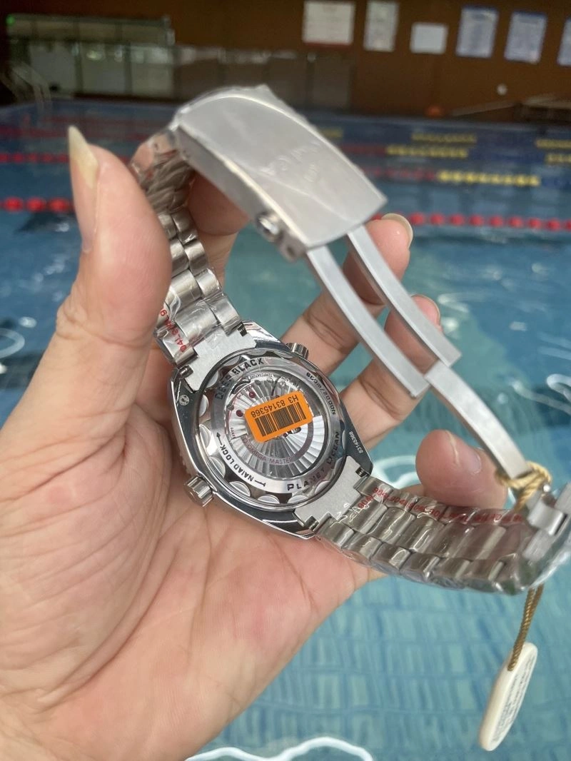 Sleek OMEGA Watches 192584