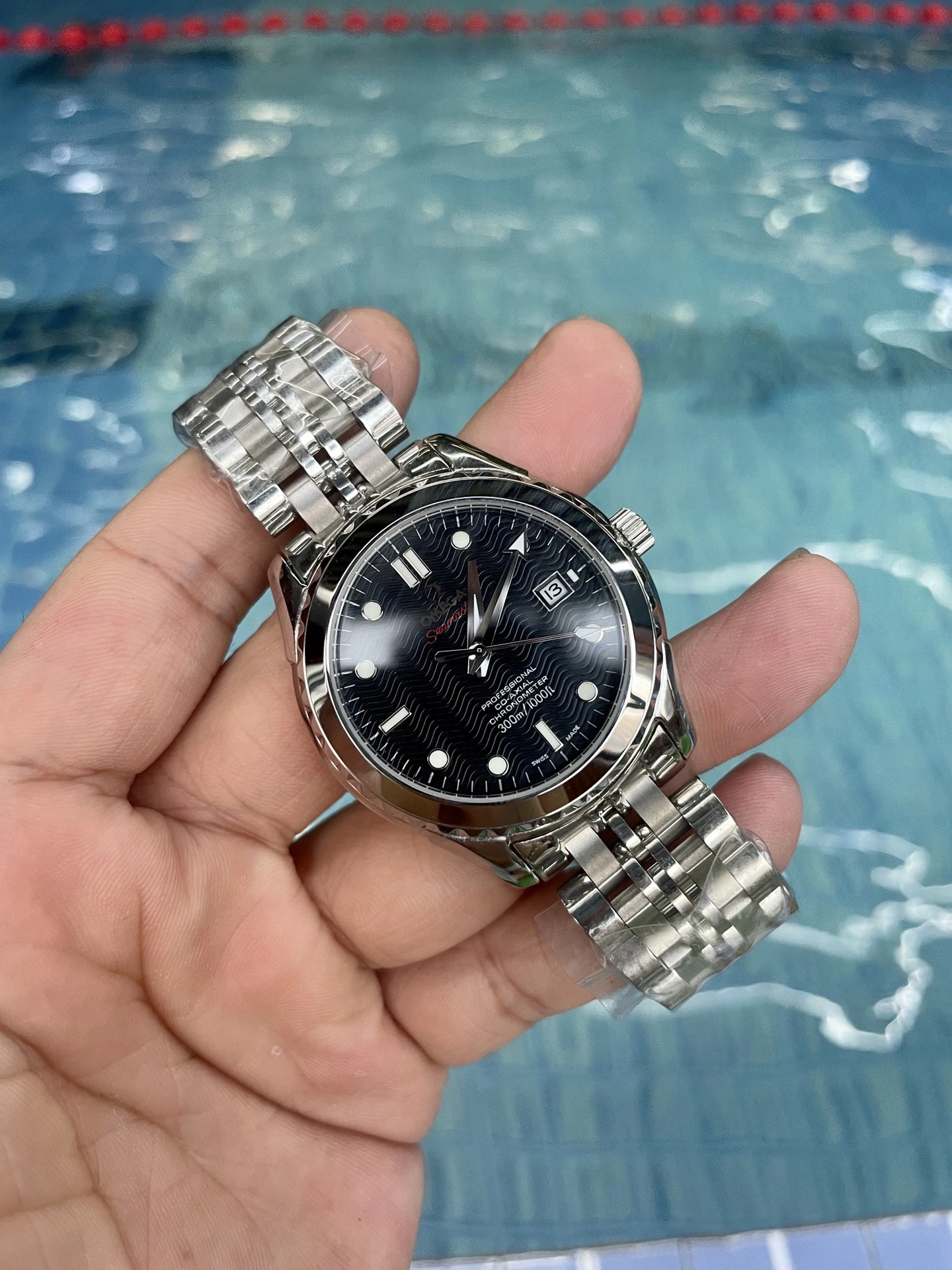 OMEGA Watches SmoothTexture 192575