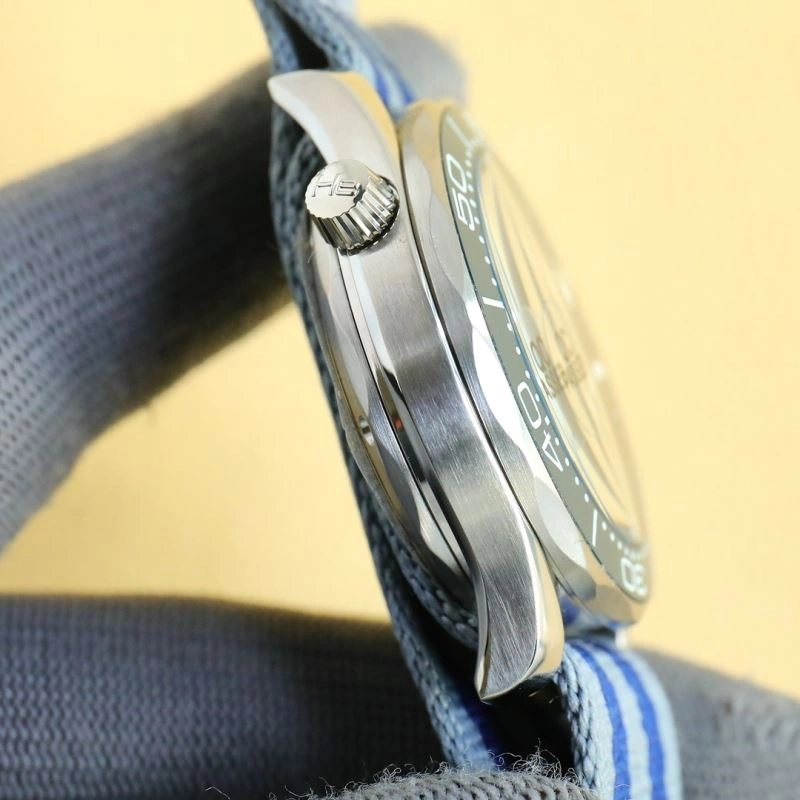 Unisex OMEGA Watches 192403