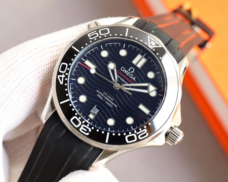 OMEGA Watches RelaxedFit 192345