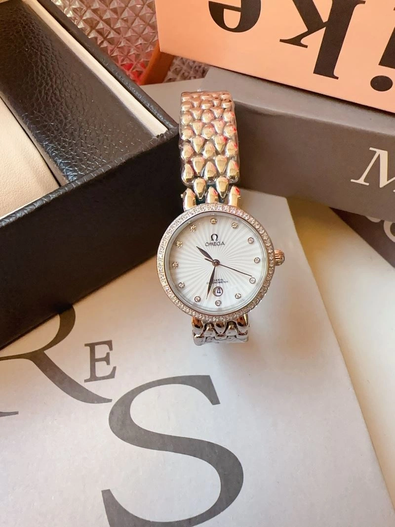 OMEGA Watches SmoothTexture 192332