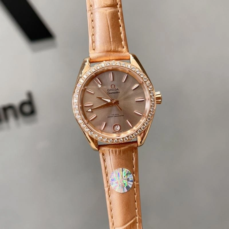 Vibrant OMEGA Watches 192303
