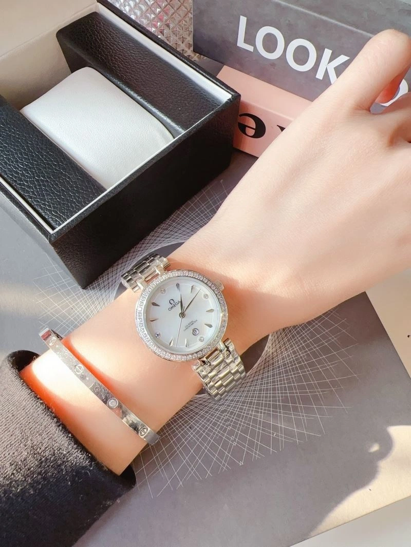 OMEGA Watches ZipUp 192237