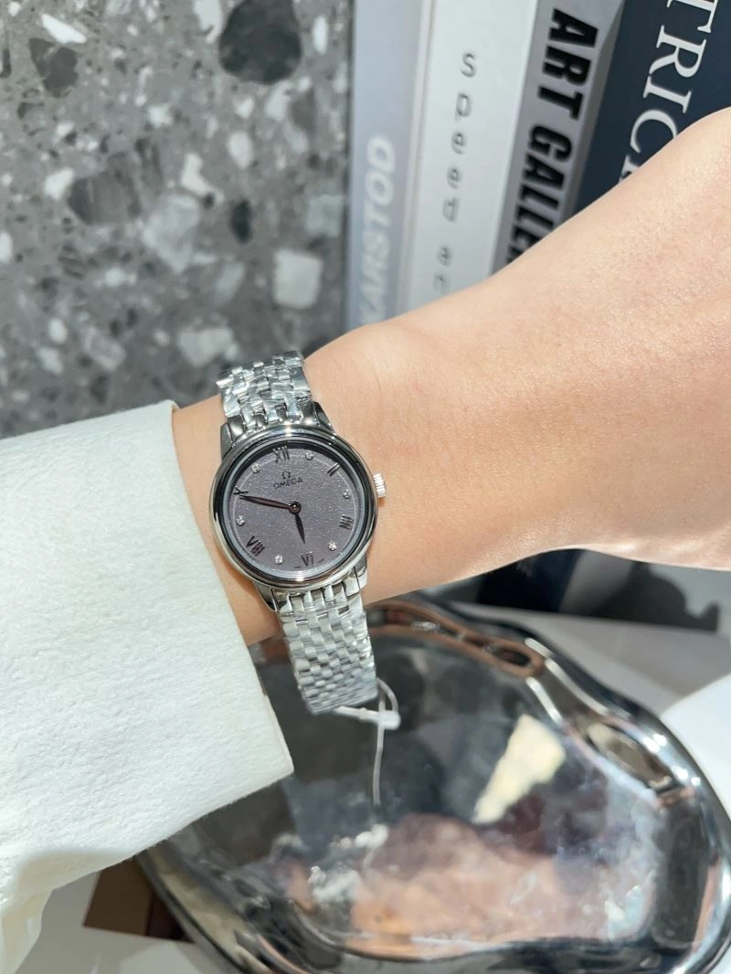 OMEGA Watches EyeCatching 192230