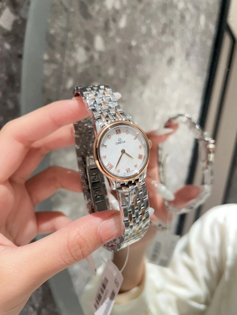OMEGA Watches Youthful 192227