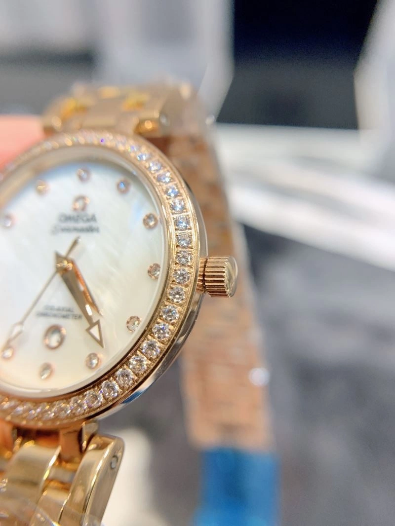 FashionForward OMEGA Watches 191217