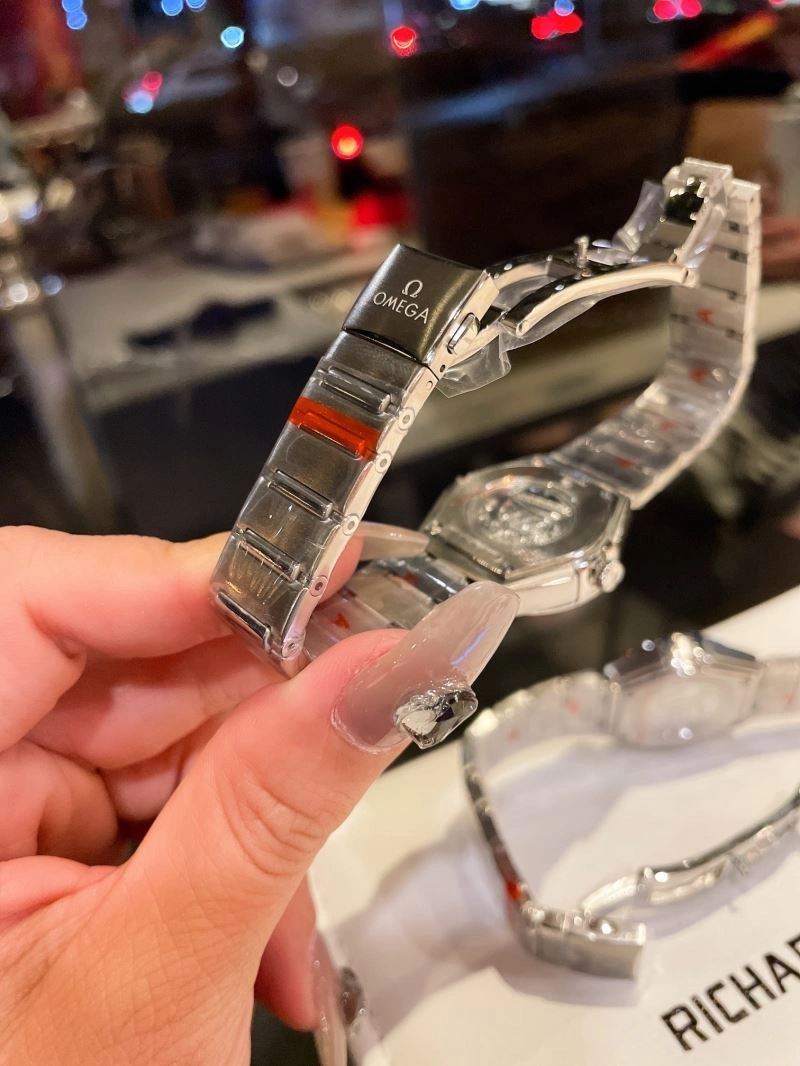 OMEGA Watches Compact 191141