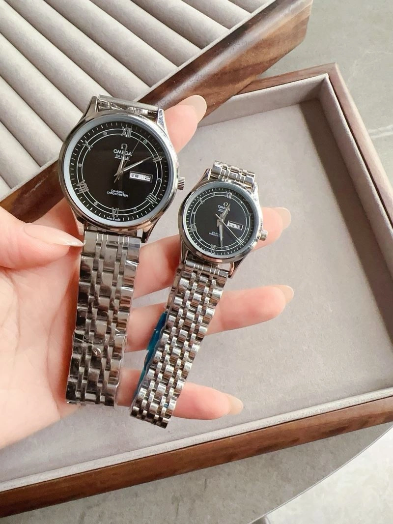 OMEGA Watches Stretchable 191104