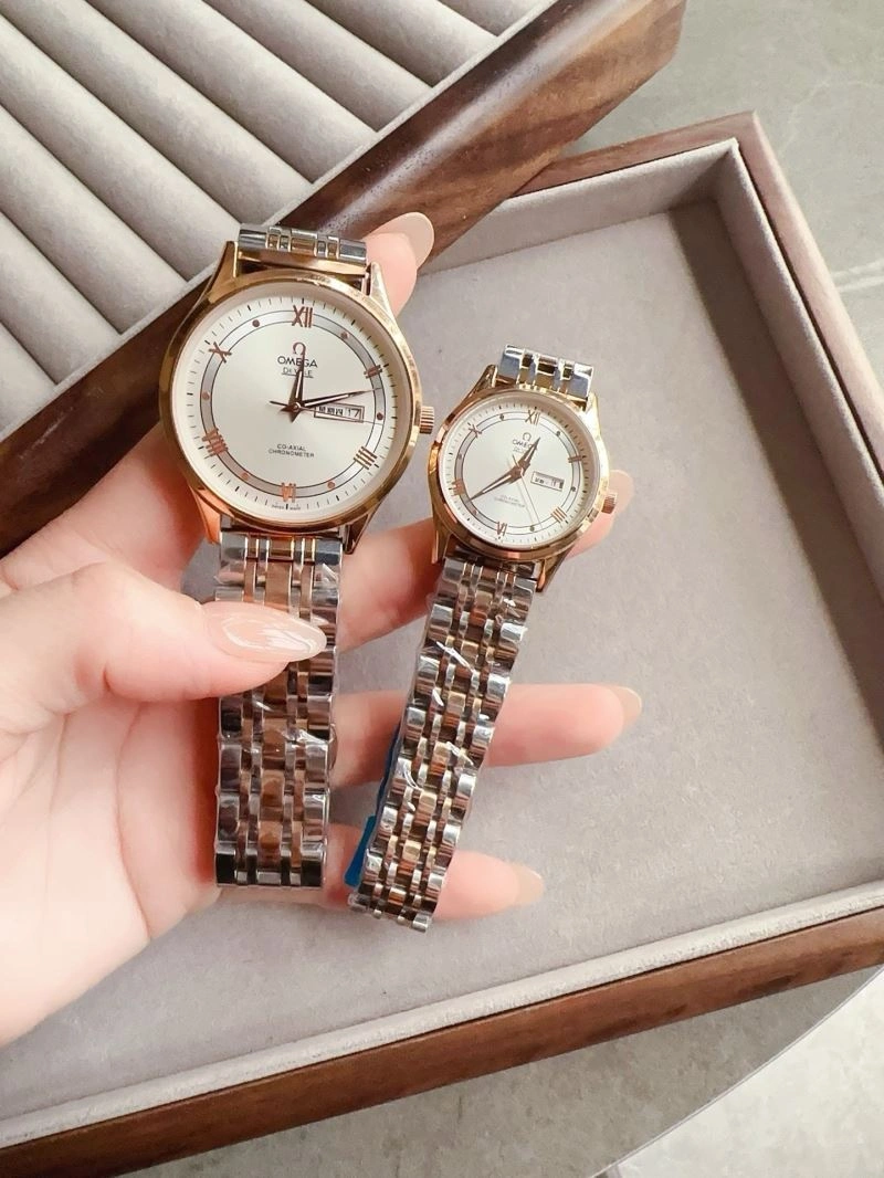 OMEGA Watches Stretchable 191104