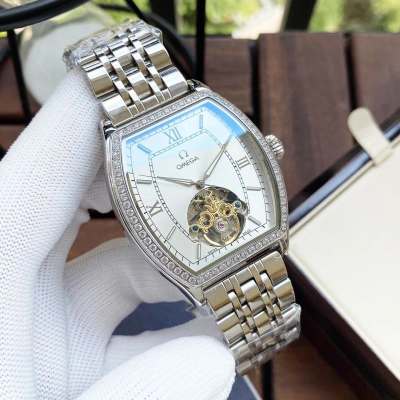 Sporty OMEGA Watches 190961