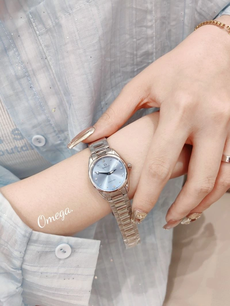 Lightweight OMEGA Watches 190913