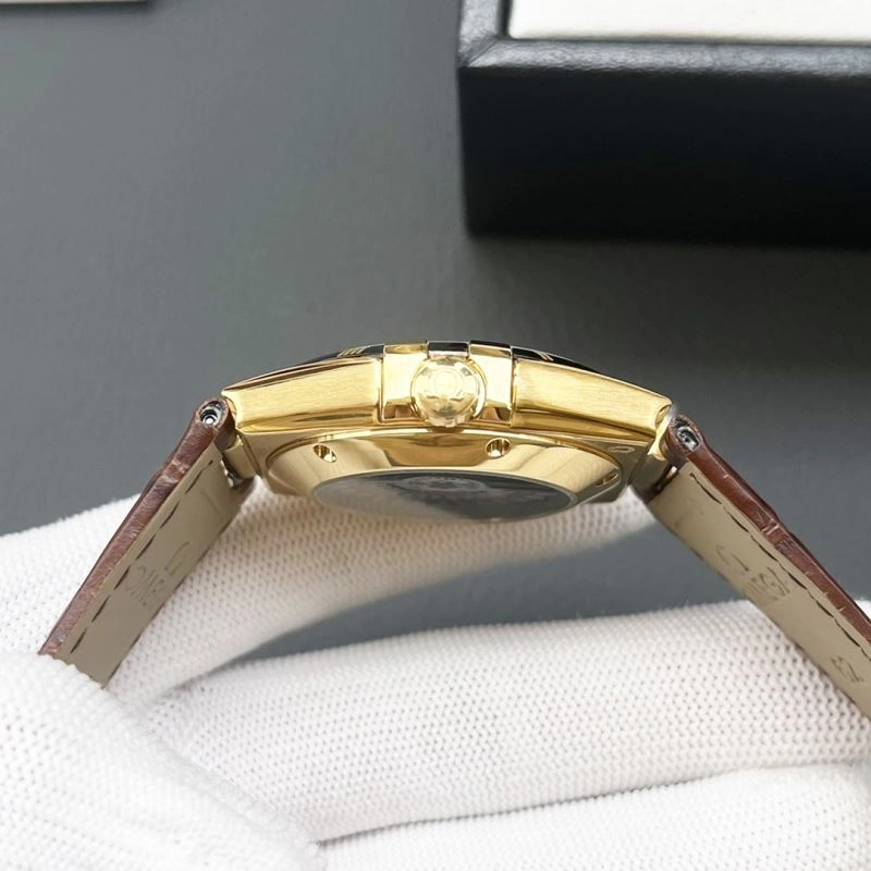 FlexibleFit OMEGA Watches 190934