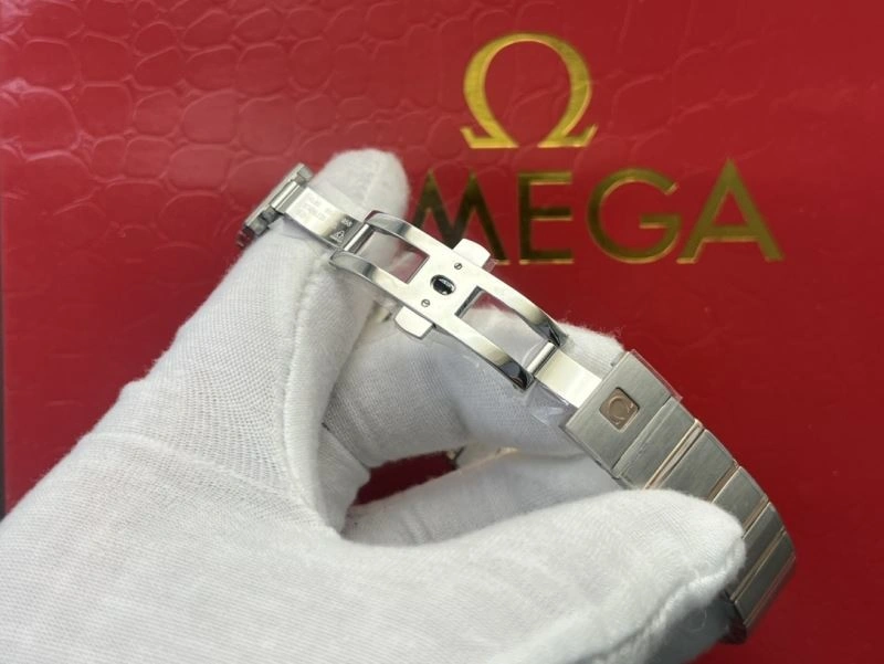 Trendsetting OMEGA Watches 190858