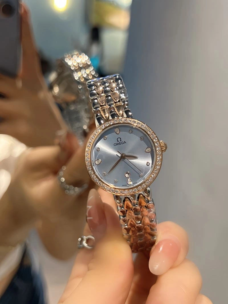 OMEGA Watches Effortless 190821