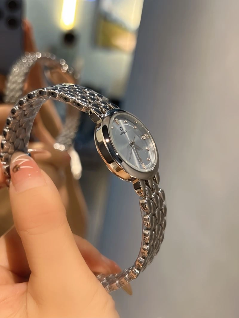 OMEGA Watches Compact 190818