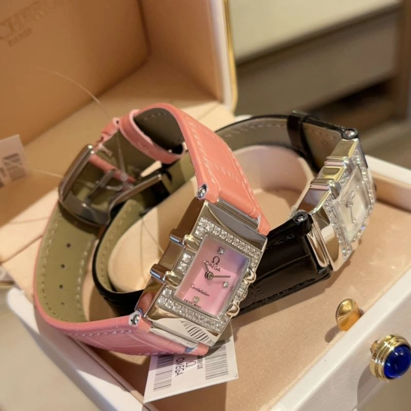 Bright OMEGA Watches 190812