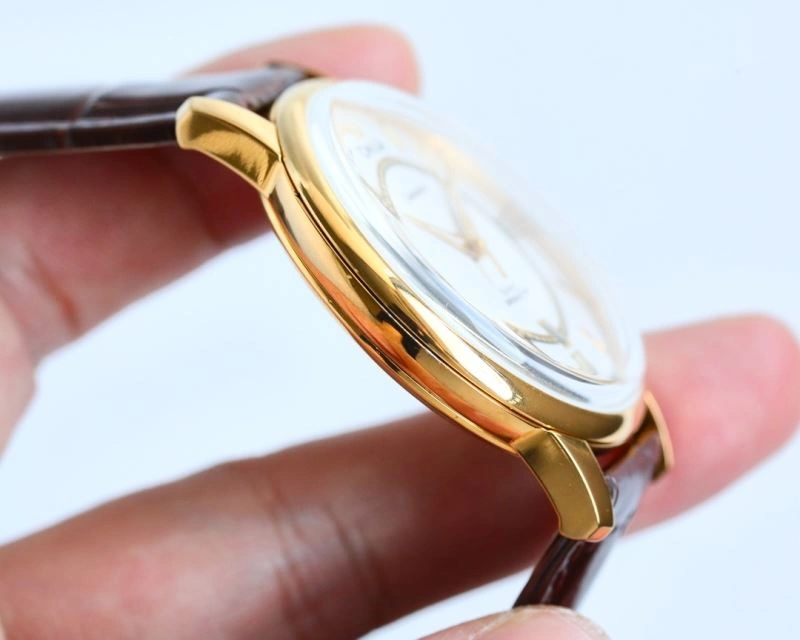 Contemporary OMEGA Watches 190780