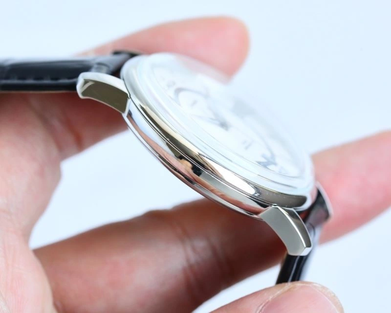 Sleek OMEGA Watches 190777