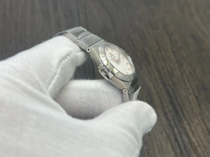 OMEGA Watches SoftTouch 190728
