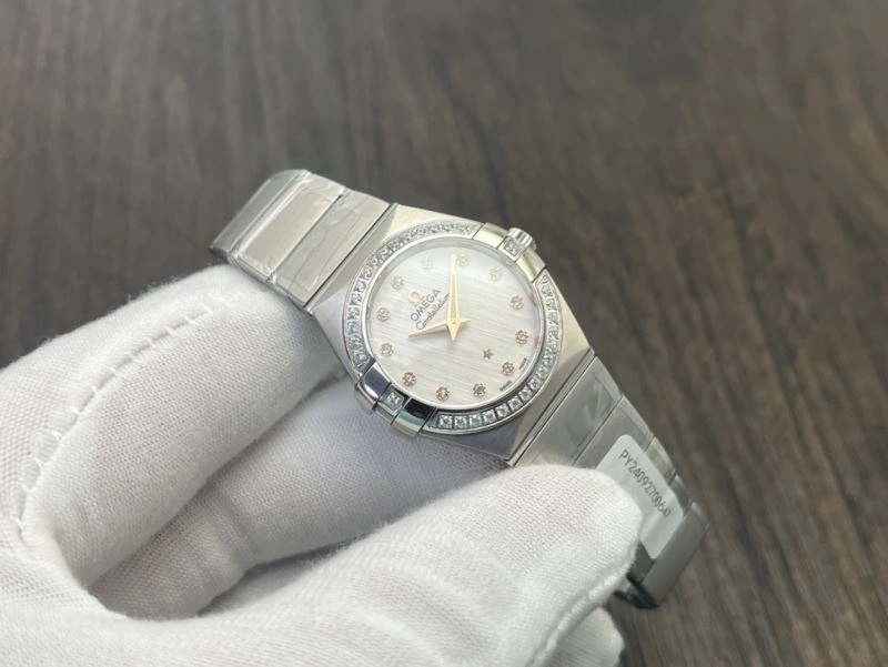 Stretchable OMEGA Watches 190723