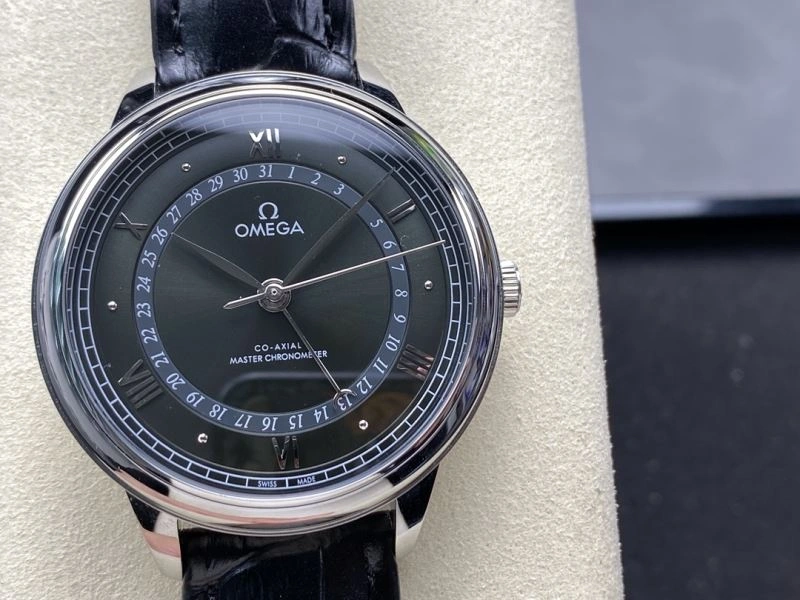 Snug OMEGA Watches 190685