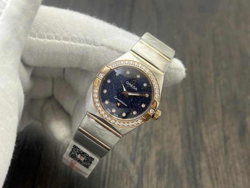 OMEGA Watches TravelReady 190608