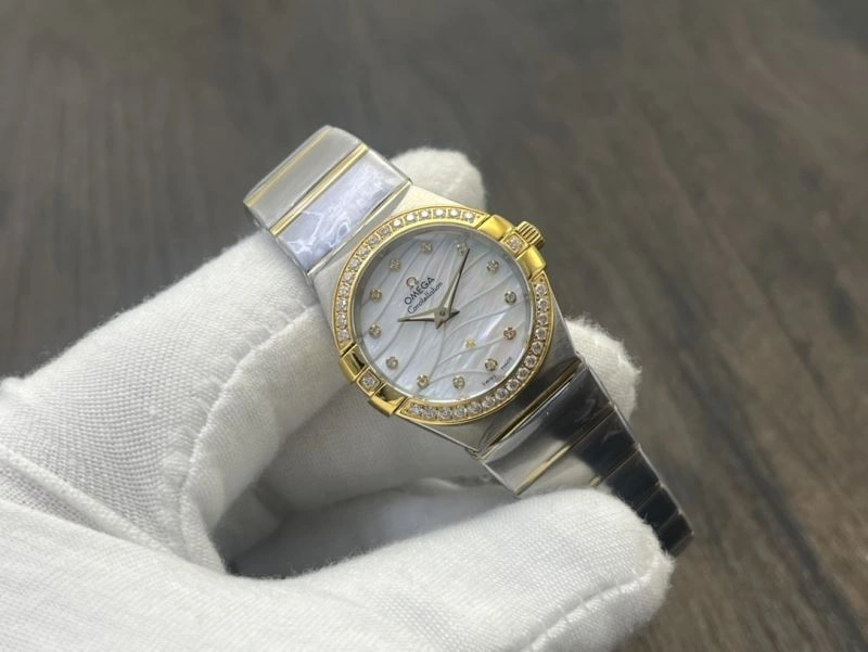 OMEGA Watches FashionForward 190606