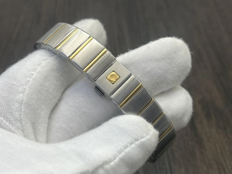 OMEGA Watches FashionForward 190606