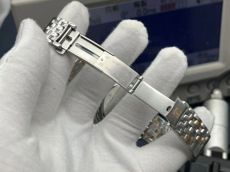 OMEGA Watches Bold 190605