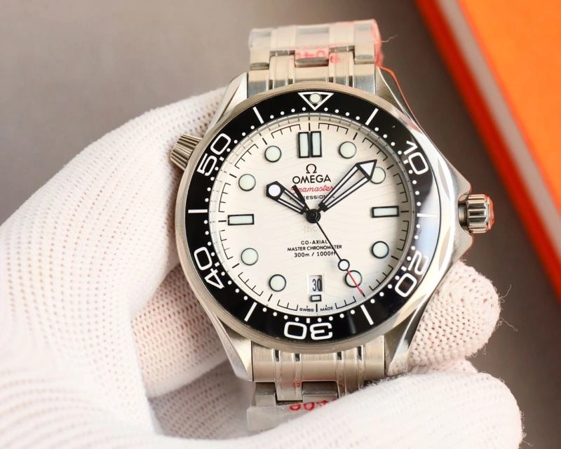 OMEGA Watches TravelReady 190581
