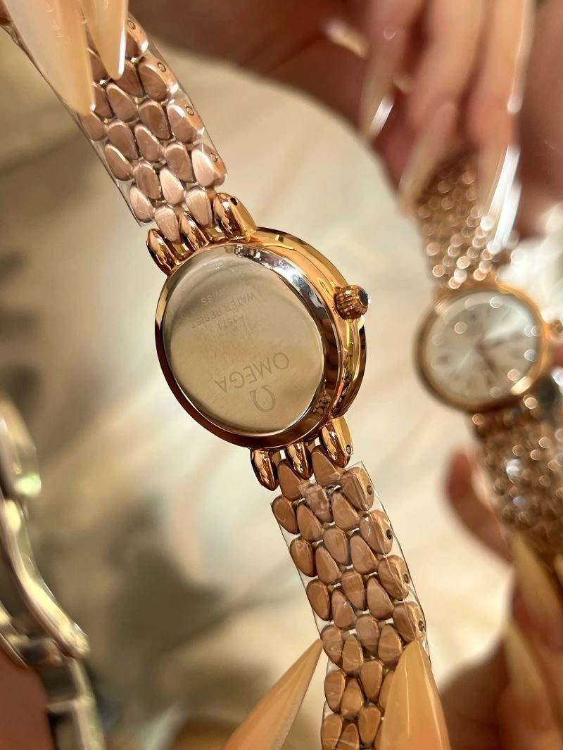 Effortless OMEGA Watches 190588