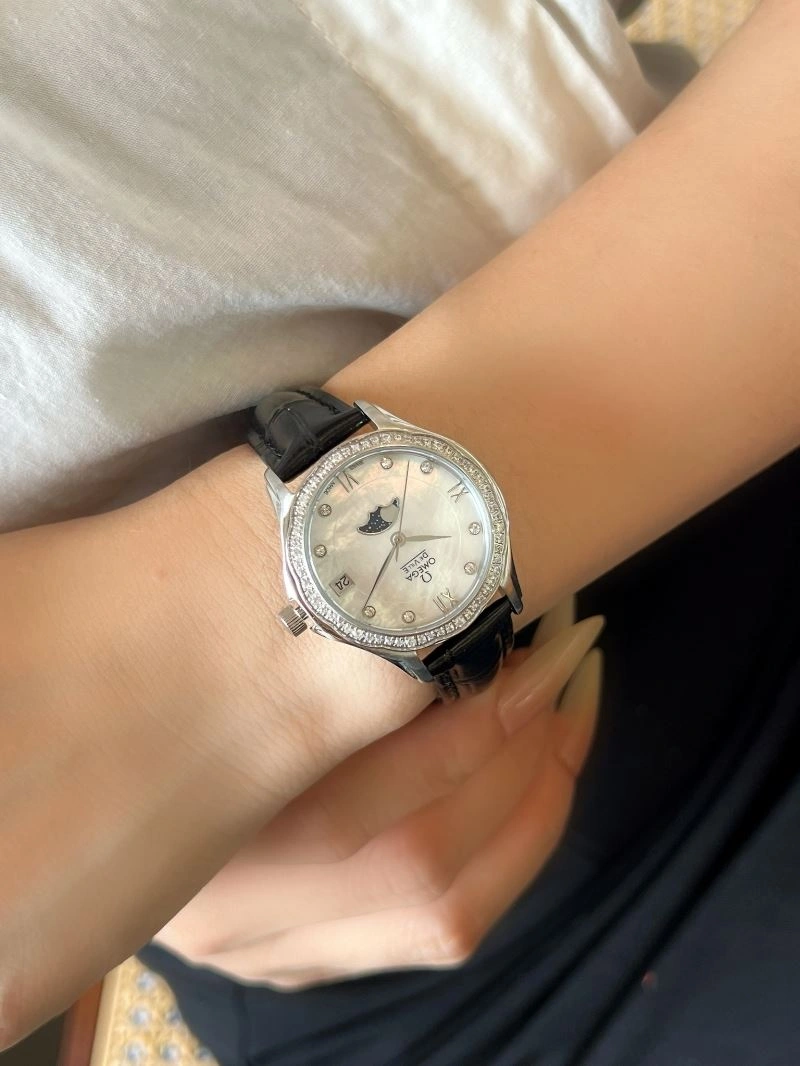 OMEGA Watches Efficient 190590
