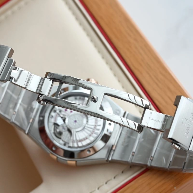 OMEGA Watches SmoothTexture 190532