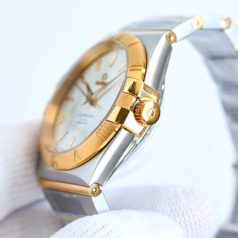 Sporty OMEGA Watches 190516