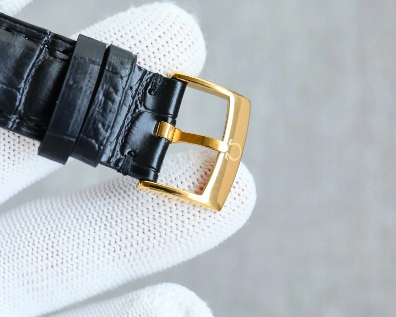 Snug OMEGA Watches 190487