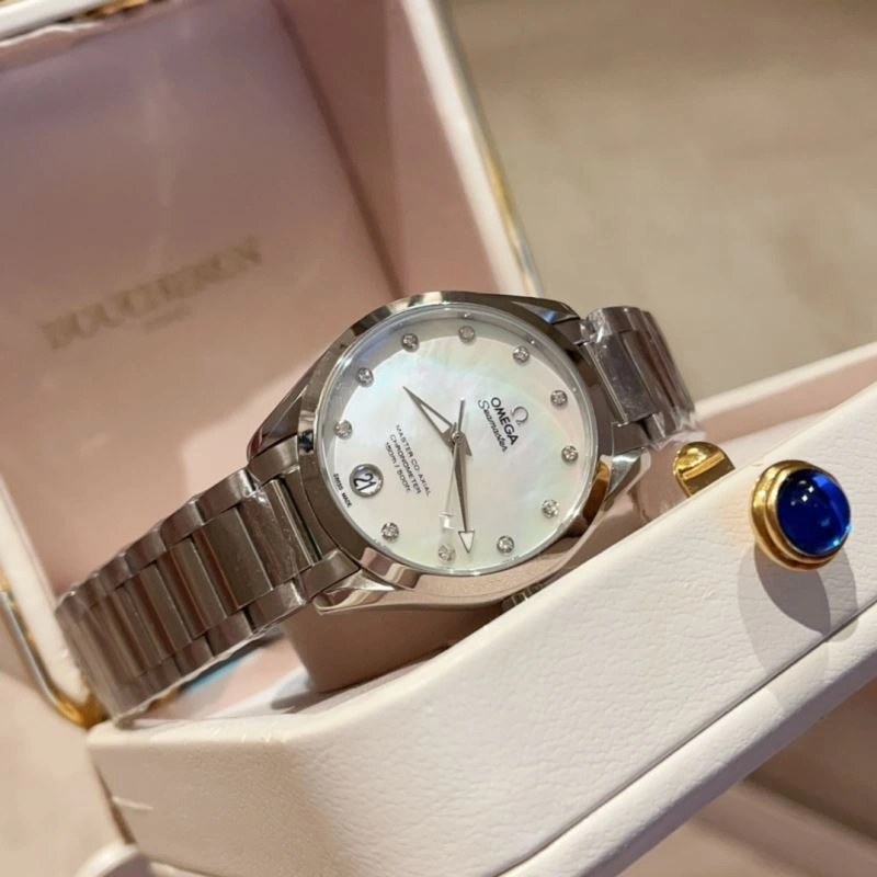 OMEGA Watches Resilient 190441