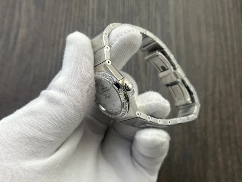 Sporty OMEGA Watches 190437
