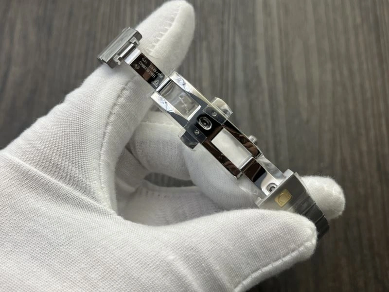 OMEGA Watches Casual 190438