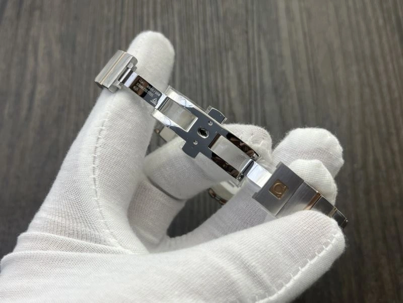 OMEGA Watches Tailored 190442