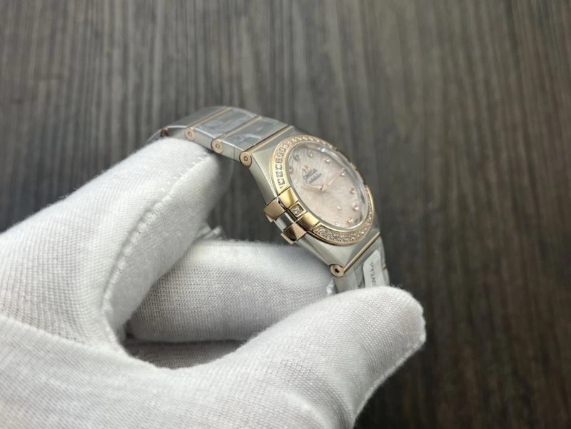 Bright OMEGA Watches 190394