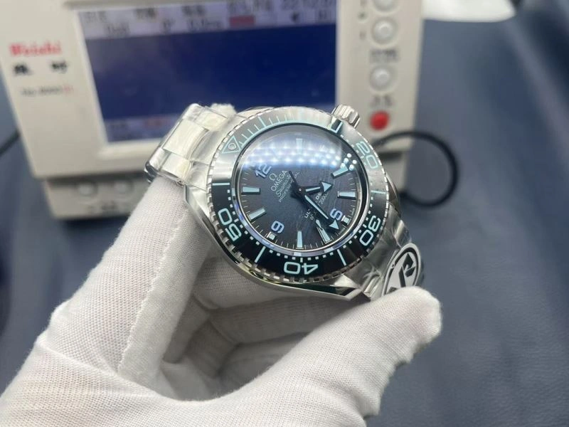 OMEGA Watches EyeCatching 190401
