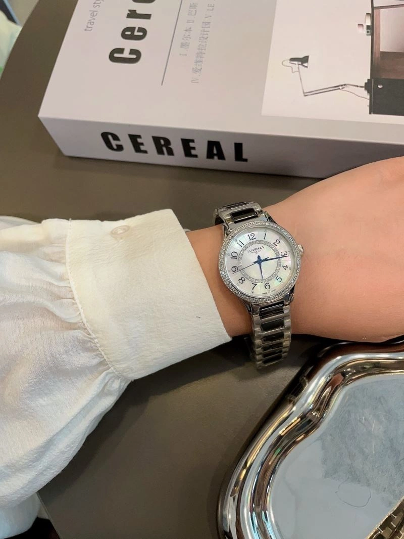 Compact OMEGA Watches 190414