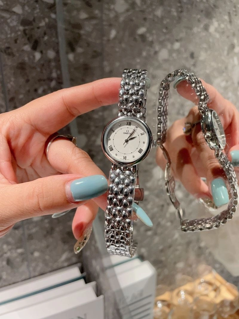 OMEGA Watches Compact 190413