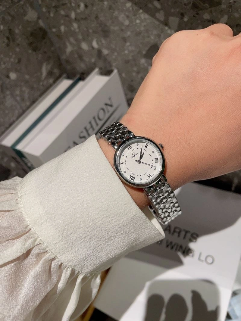 OMEGA Watches Compact 190413