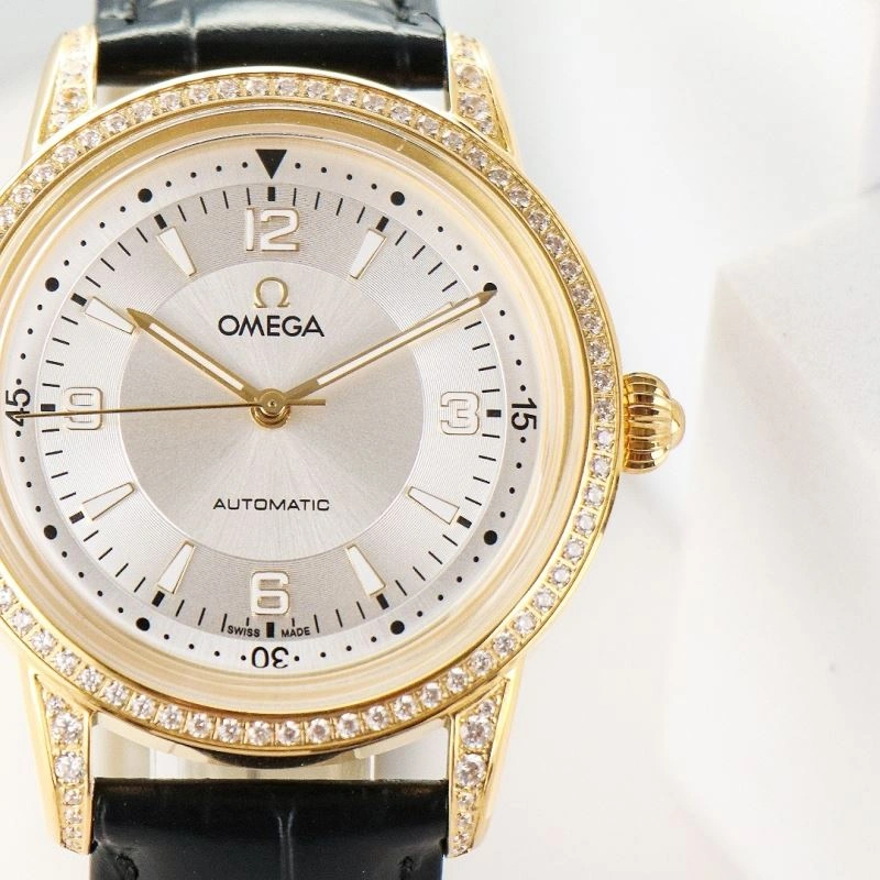 Lightweight OMEGA Watches 190315